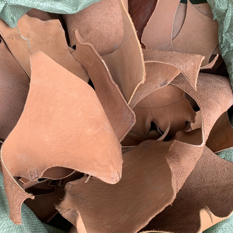 玉器抛光羊皮边角料头层水牛皮打磨轮边角料废料植鞣皮练手碎皮料