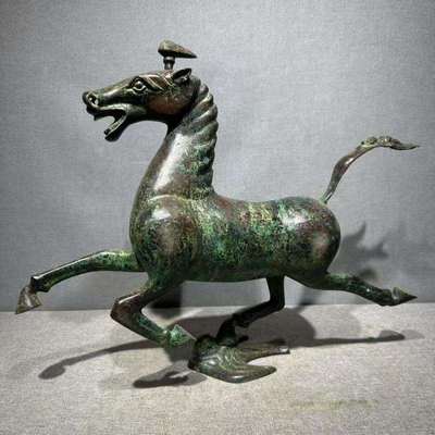 【汉代马踏飞燕】仿古青铜雕塑摆件 - 中国旅游标志 桌面励志摆件