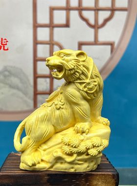 黄杨木雕刻上山虎生肖摆件