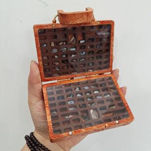 已出样爆款 COLLECTION OF STONES 手提箱中收集石头木质工艺品