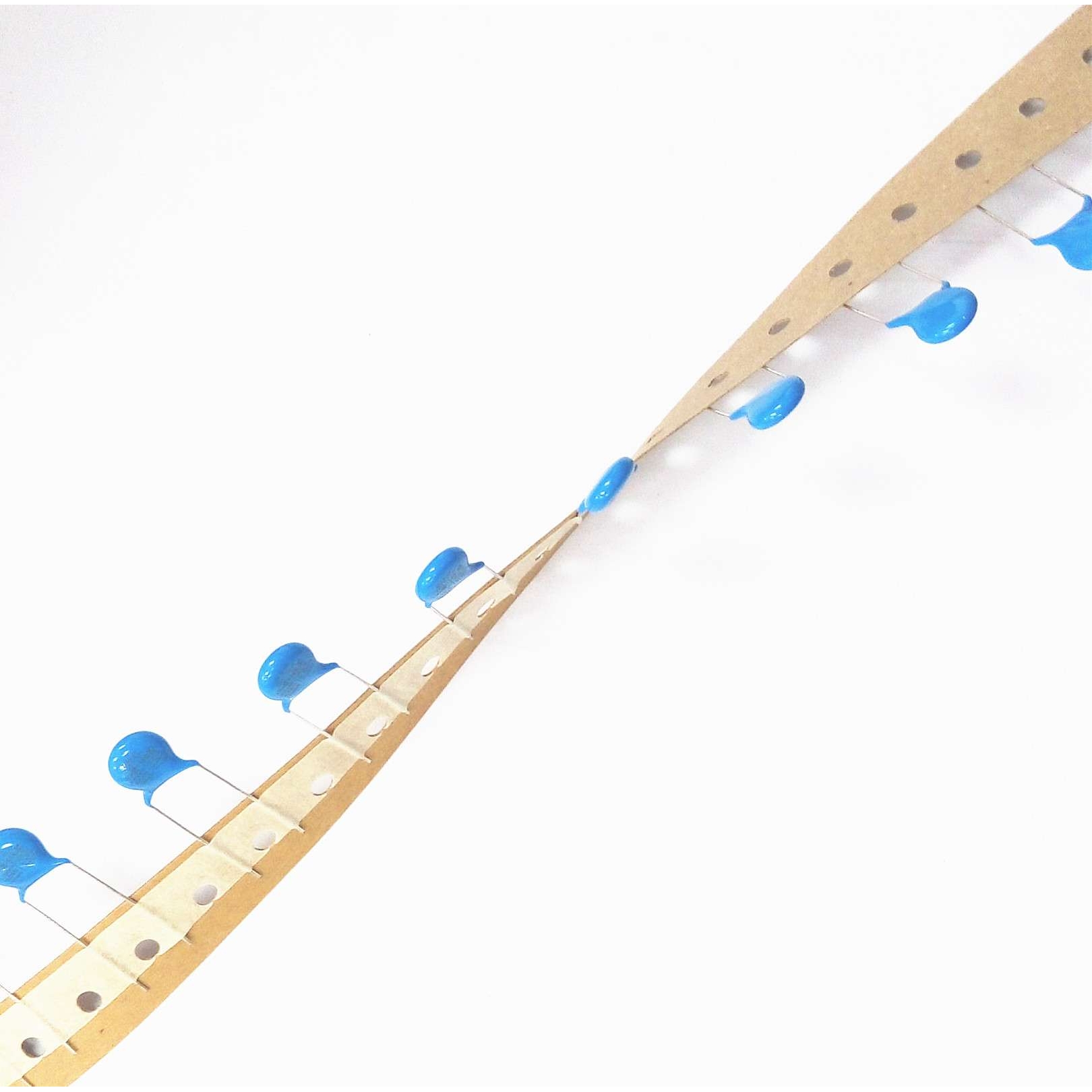 松家厂家产销陶瓷电容安规电容器Y1102M400VACY5U10瓷片安规认证