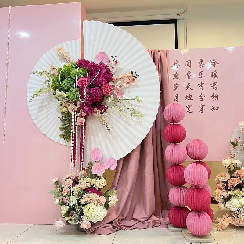 订婚背景布置装饰超大纸扇婚庆折扇橱窗装饰折叠大号折Y纸扇工艺