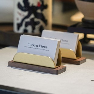 胡桃木名片盒黄铜高级商务名片展示架定制logo卡片架座名片陈列架