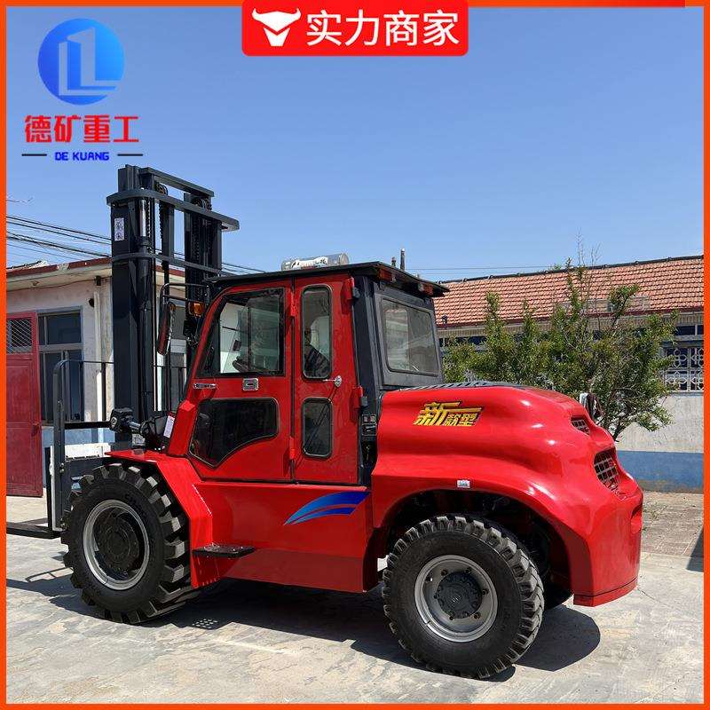 四驱越野叉车3吨 柴油新款山地叉车建筑工程4.5吨工地搬运叉车