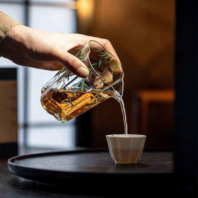 墨己瑞璃耐高温耐热海棠公道杯茶道配件柳树燕子玻璃公杯分茶器