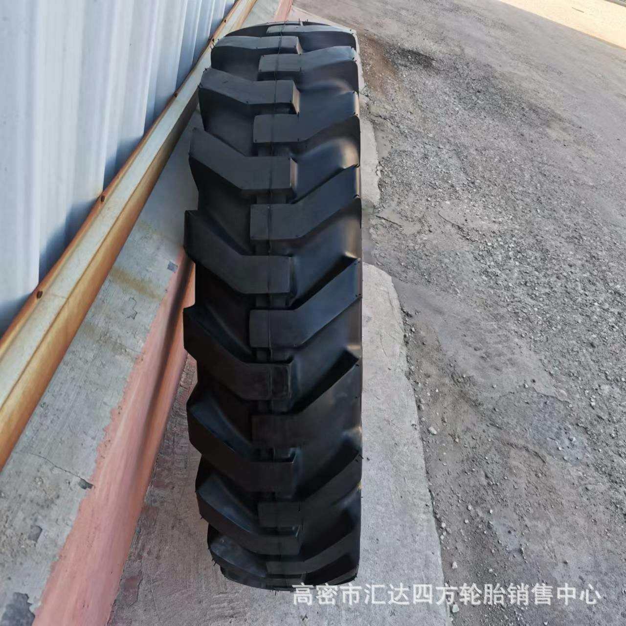 厂家直供13.00/14.00-24 R-4人字花纹 平地机轮胎 工程机械轮胎,鲜花速递/花卉仿真/绿植园艺,割草机/草坪机,淘宝优惠券,粉丝福利购,淘宝优惠卷