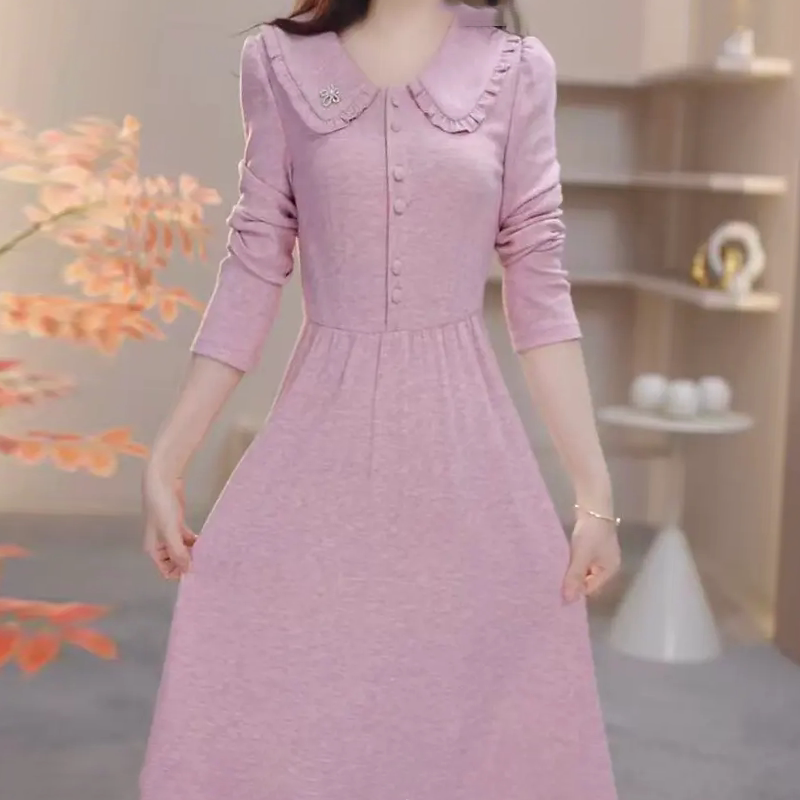 娃娃领粉色连衣裙女2026新款秋装收腰减龄轻熟风中长款休闲a字裙