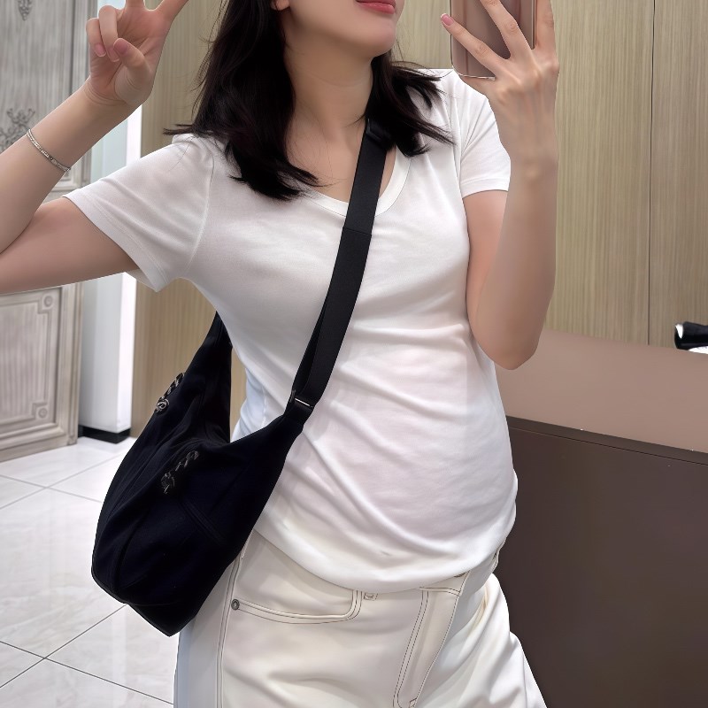 小个子孕妇装2025夏季新款时尚短袖T恤修身显瘦短款u领打底衫上衣