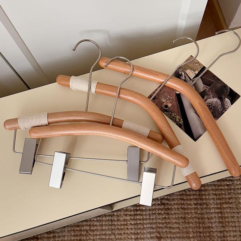 童装服装店专用榉木清漆小童儿童衣架圆棍实木麻绳裤架衣撑防滑