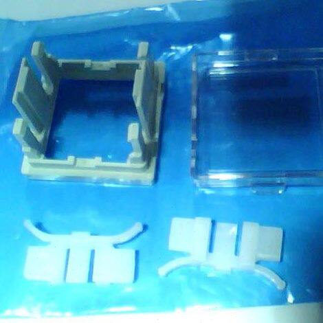 ISE40和ZSE40系列压力开关用的面板安装塑料支架ZS-24-C（现货）