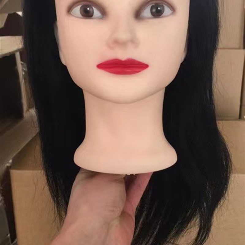 厂家直供全真发头模可漂烫染精剪吹风造型公仔头美发练习模特头