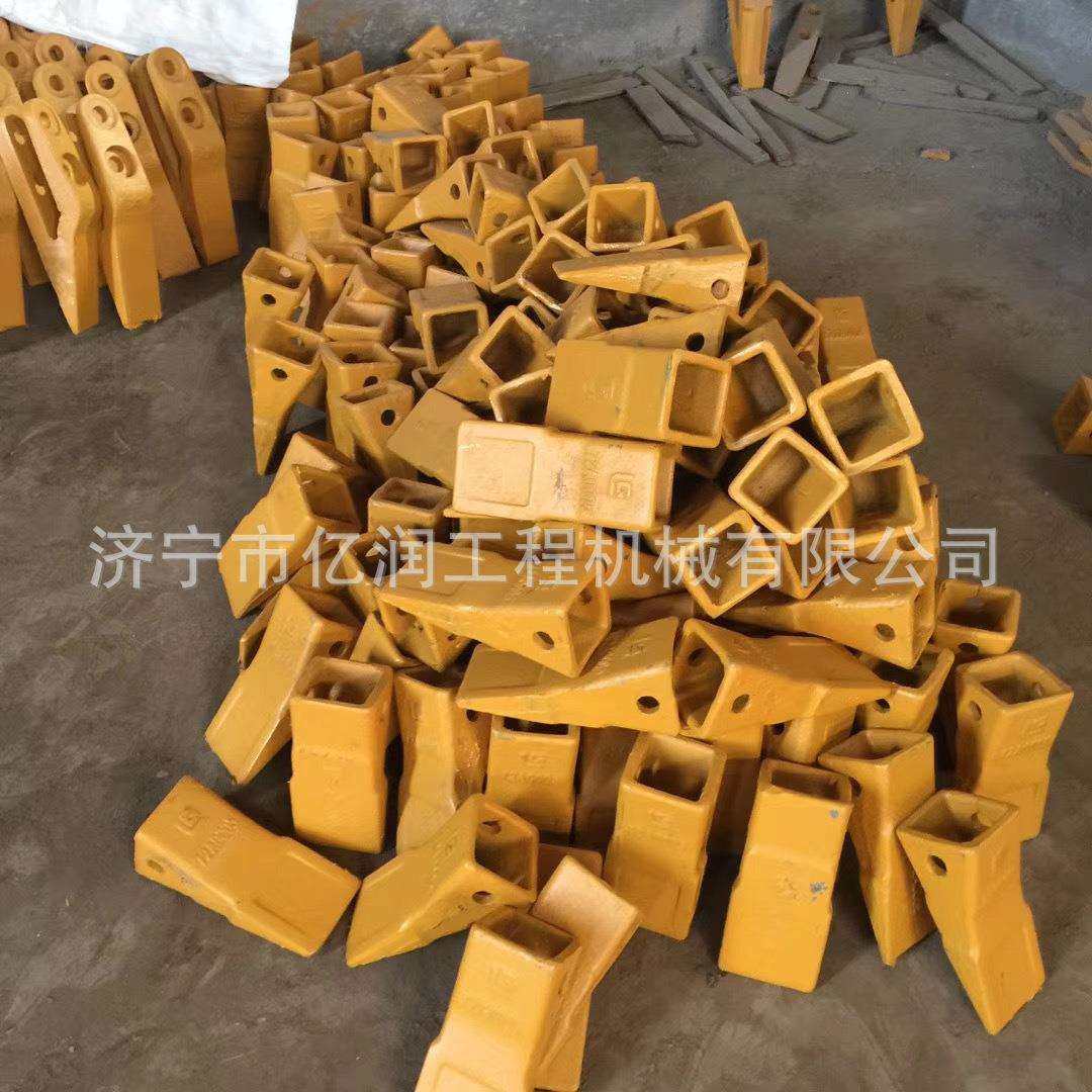 厂家龙工装载机LG50NC斗齿 齿套 齿根 中齿 边齿 铲齿