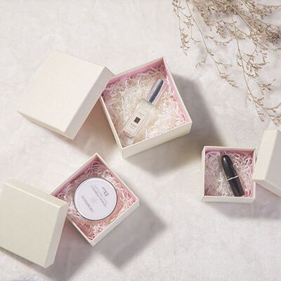 生日口红礼物盒送女友小号精美简约大小盒空精致迷你妇女节礼物盒