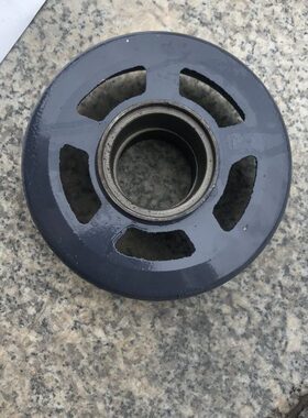 收割机大全航 金刚领配件版支重RG雷沃壳体轮70