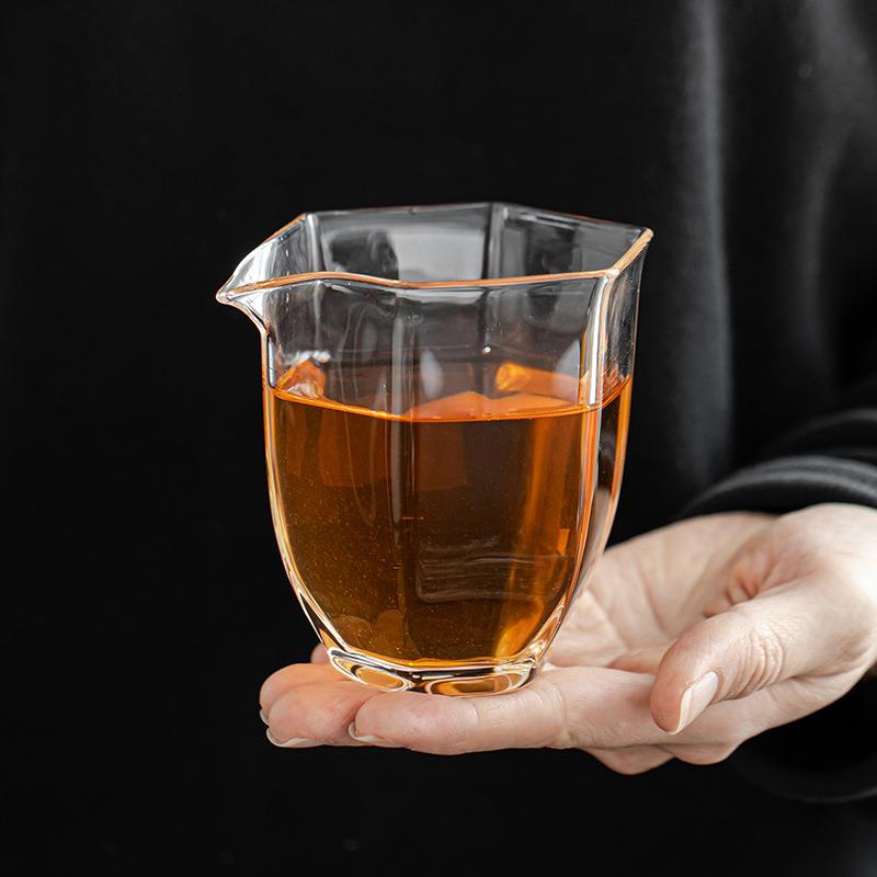 六合玻璃公道杯高硼硅加厚玻璃公杯分茶器匀杯雀嘴出水口断水利落
