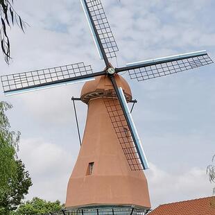 户外木制钢结构景观小品项目 网红观赏美陈设施 荷兰风车摆件成品