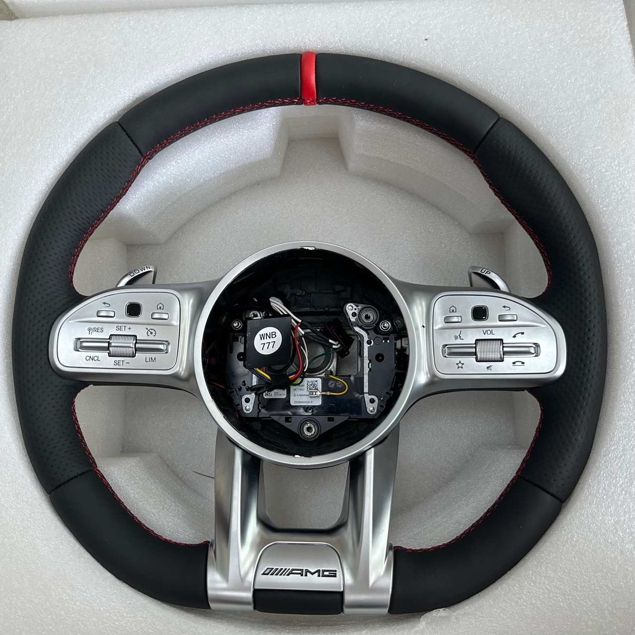 老款改新适用于benz奔驰全系C级E级S G级改装AMG碳纤维方向盘总成图片