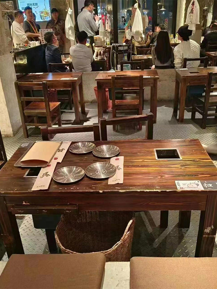 复古做旧桌椅实木饭店长方桌组合串串香烧烤店桌子80年代桌凳破店