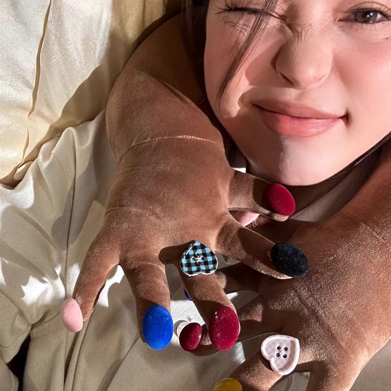 手指u型枕搞怪颈枕车载玩偶创意汽车抱枕办公室T午休礼物旅行便捷