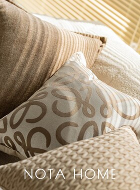 奶油风抱枕中古沙发抱枕套卧室飘窗靠垫床头靠背车用方Z形超软靠