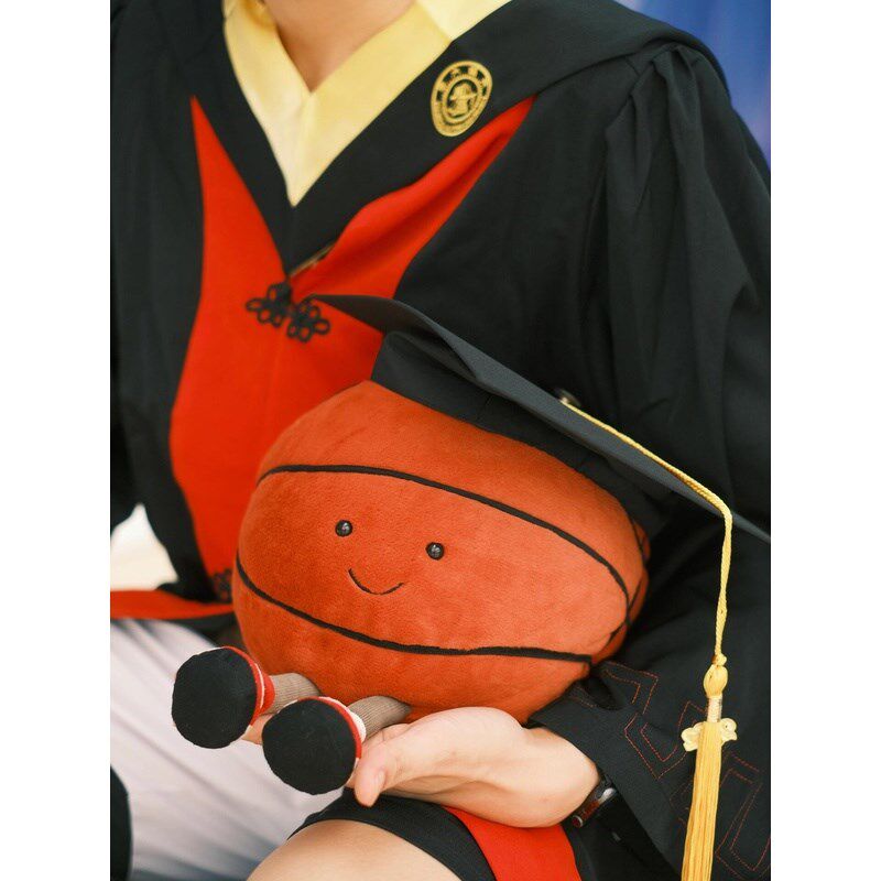 篮球玩偶男生毕j业礼物送男朋友给男生生日公仔六一儿童节小摆件