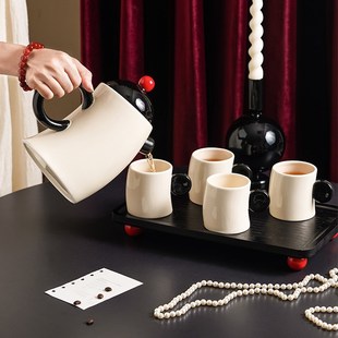 年轻人茶具套装水杯陶瓷杯具送别人乔迁礼物女士家用茶壶一壶四杯