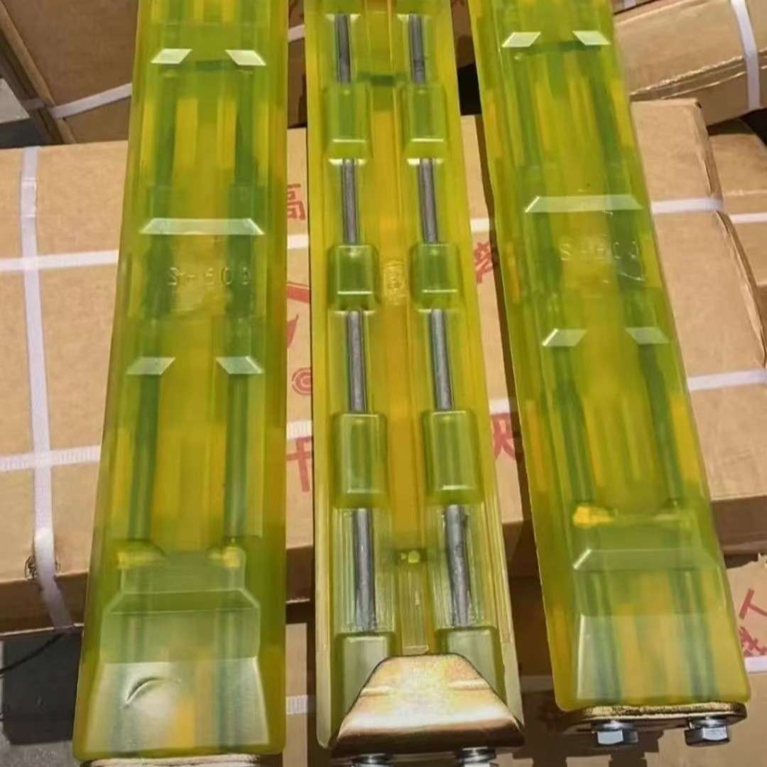 挖机链板胶块聚氨酯浇筑牛筋胶块加厚耐磨胶块微挖小挖履带板胶块