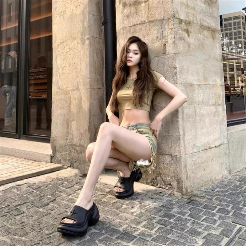 2024新款拖鞋女夏外穿法式爆款十字花厚底增高跟9.5厘米沙滩凉拖