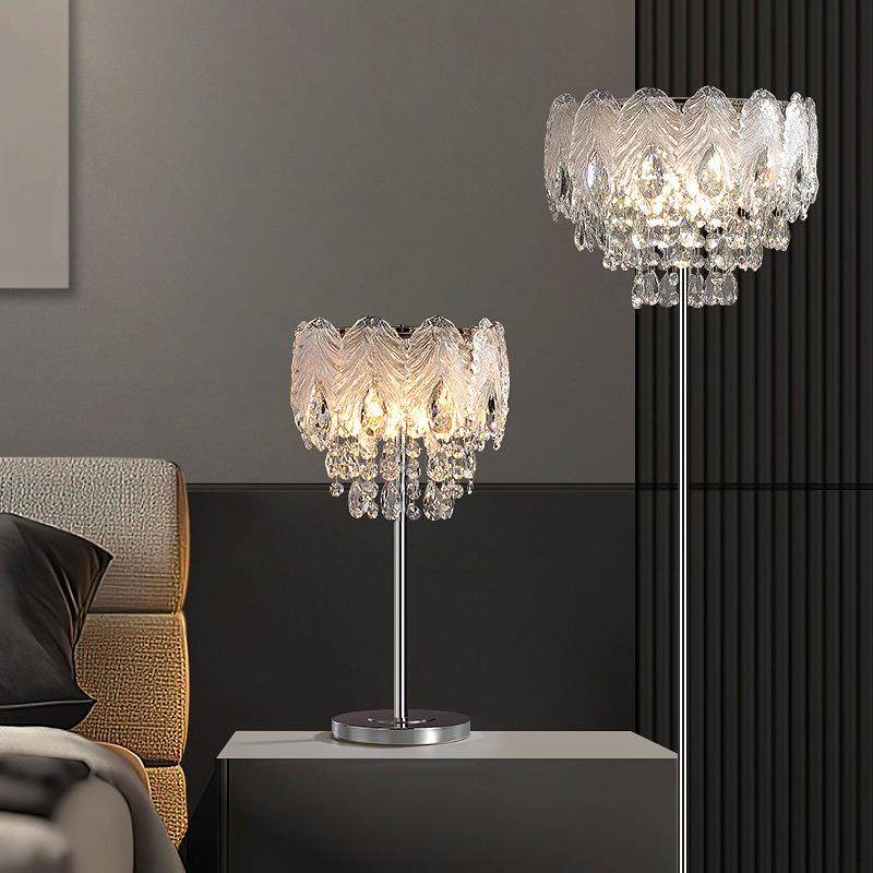 轻奢落地灯北欧法式水晶琉璃温馨浪漫婚房婚庆玻璃台灯中山灯具