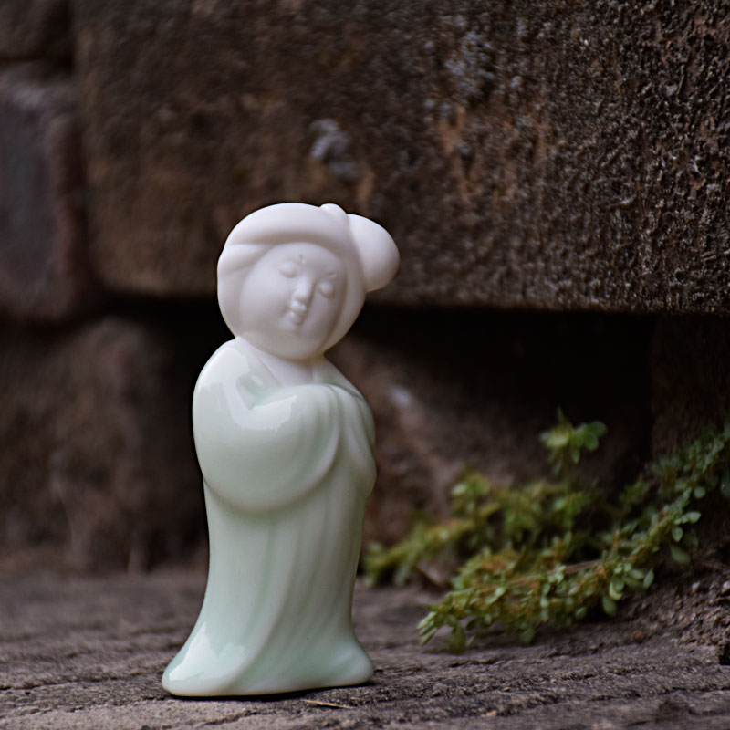 陶瓷唐仕a女鹿迷你工艺品中式中国风房间卧室床头柜装饰品茶宠摆