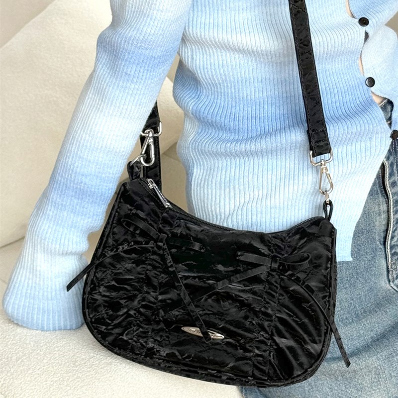 木与石黑色包包单肩斜挎包女大容量小众设计感上课通勤女包腋下包