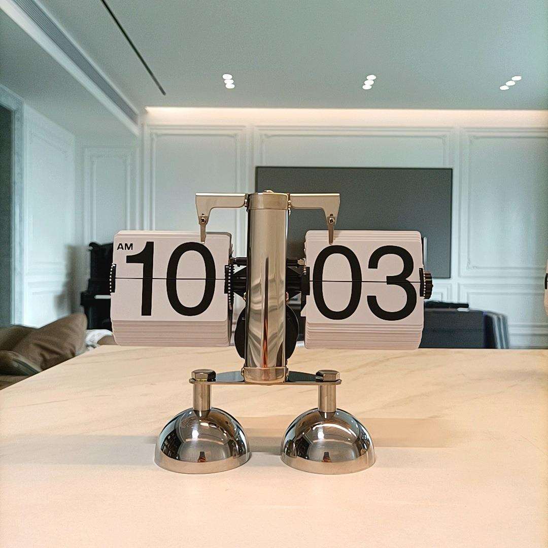 厂家妙刻自动翻页钟复古简约家居客厅座钟单脚小天平翻牌钟