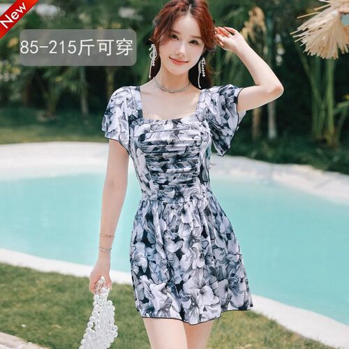 连体裙式平角保守大码胖mm200斤碎花泳衣妈妈款遮肚Y显瘦温泉度假