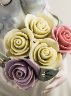 欧式家居装饰品摆件客厅酒柜饰品摆设现代房间西洋女陶瓷工艺品