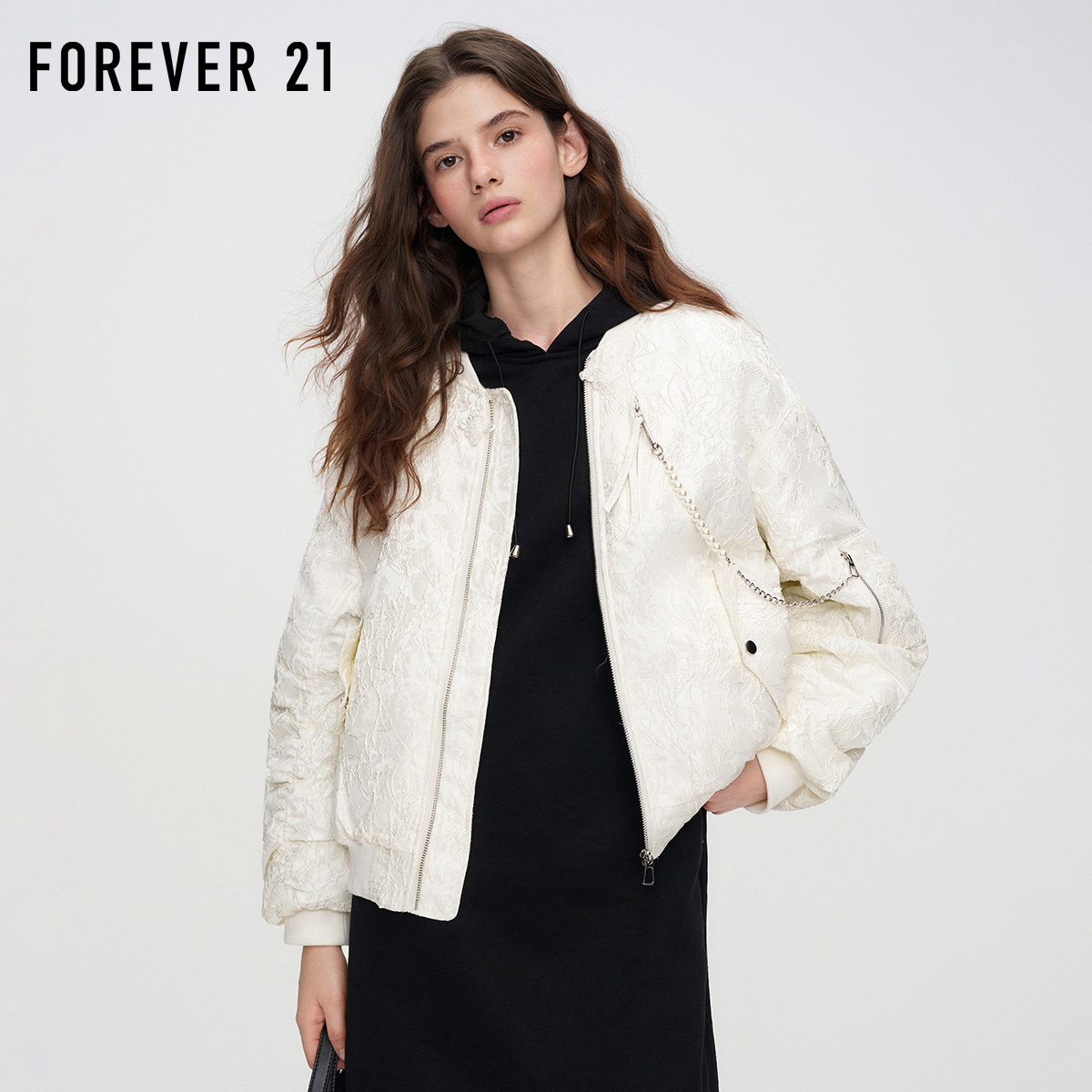 FOREVER21高级感提花设计外套