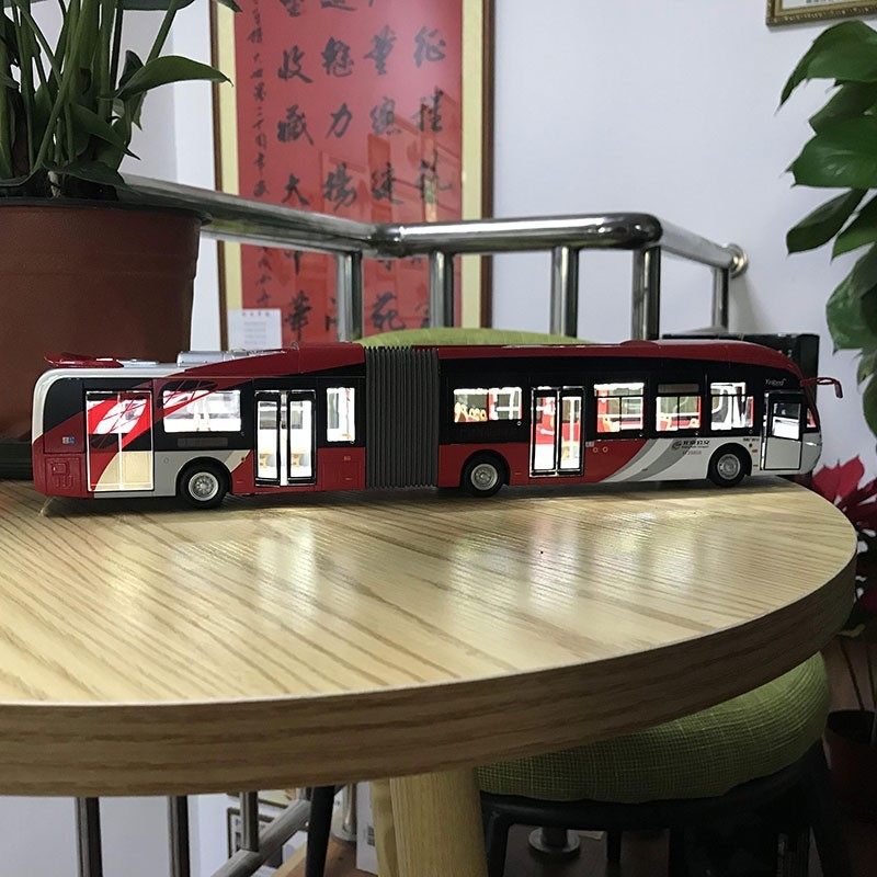 原厂 1:64 北京公交1路 银隆铰接公交车 巴士客T车模型大红鱼公交