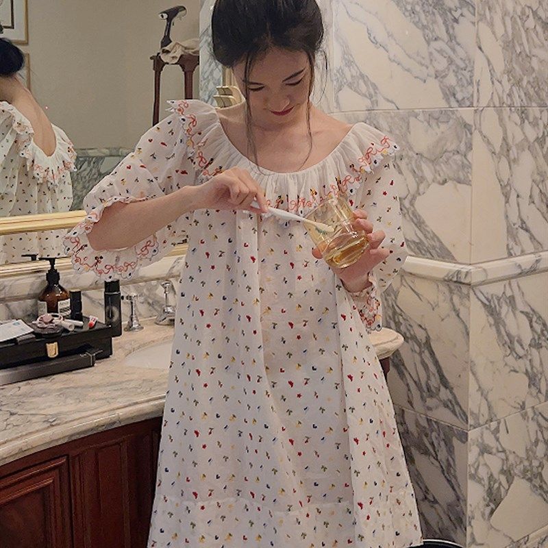 2023睡衣女夏宽松少女宫廷可爱法式浮雕立体刺绣甜美睡裙家居服女