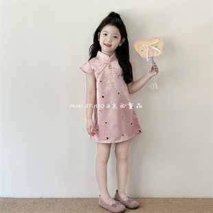 木西童品2025夏女童中式粉色卡通旗袍洋装女宝宝甜美民国风裙子