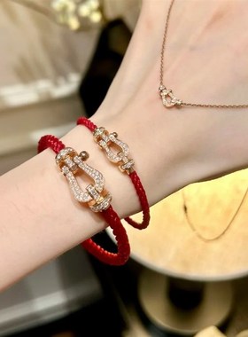 2025新款马蹄扣手链女满u钻钢丝手绳本命年红绳幸运航海扣情侣手