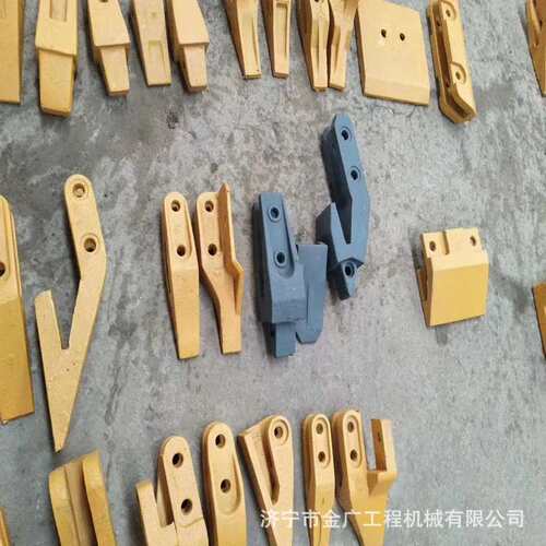 装载机斗齿 SL60装载机铲齿铲牙铲尖耐磨边齿中齿齿套配件