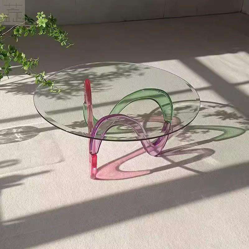 北欧设计师飘带曲线三角形茶几透明树脂桌子样品房客厅网红装饰品