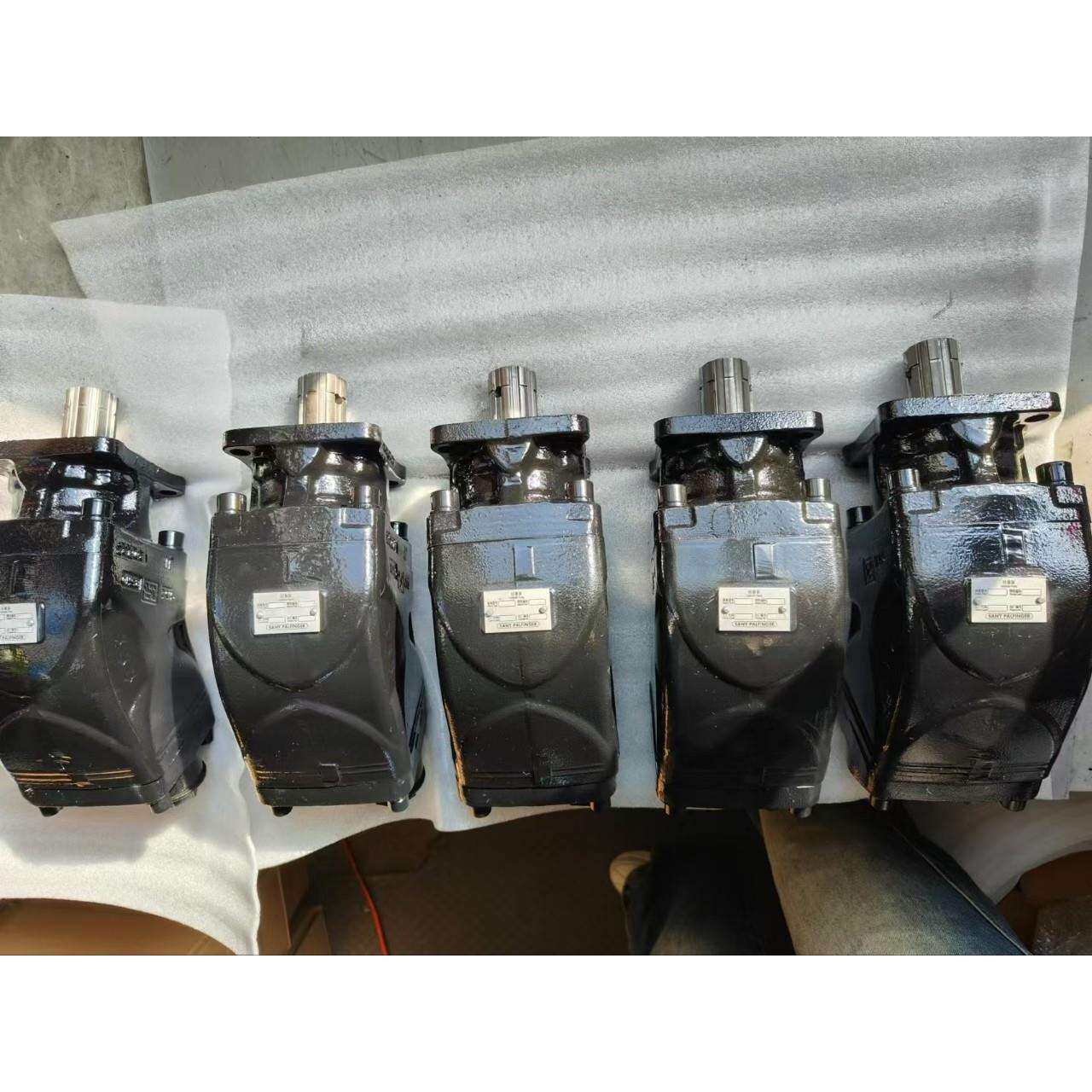 CASAPPA 凯斯帕定量弯轴柱塞泵三一帕尔菲格随车吊车柱塞泵