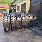 1400R25 1600R25宽体车矿山自卸车全钢丝工程机械轮胎加厚耐磨