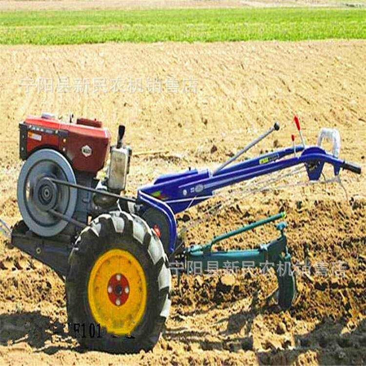 手扶车带动单铧犁双铧犁土地耕整翻转犁手扶拖拉机带动单人可操作