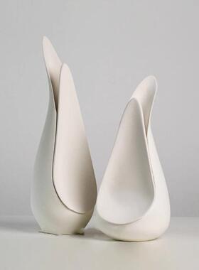 样板间简约现代北欧新芽形白色陶瓷花瓶餐桌玄关饰品软装花器摆件