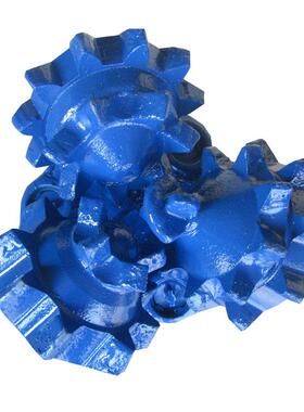 146mm IADC135齿形三牙轮钻头 橡胶密封牙轮钻头