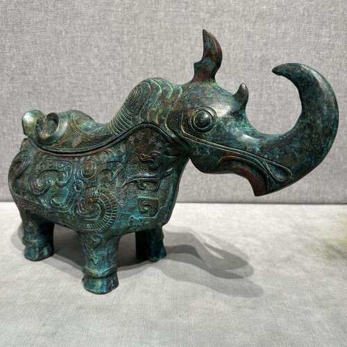 犀牛尊温酒器仿古青铜器工艺品博古架办公桌面摆件厂家直销