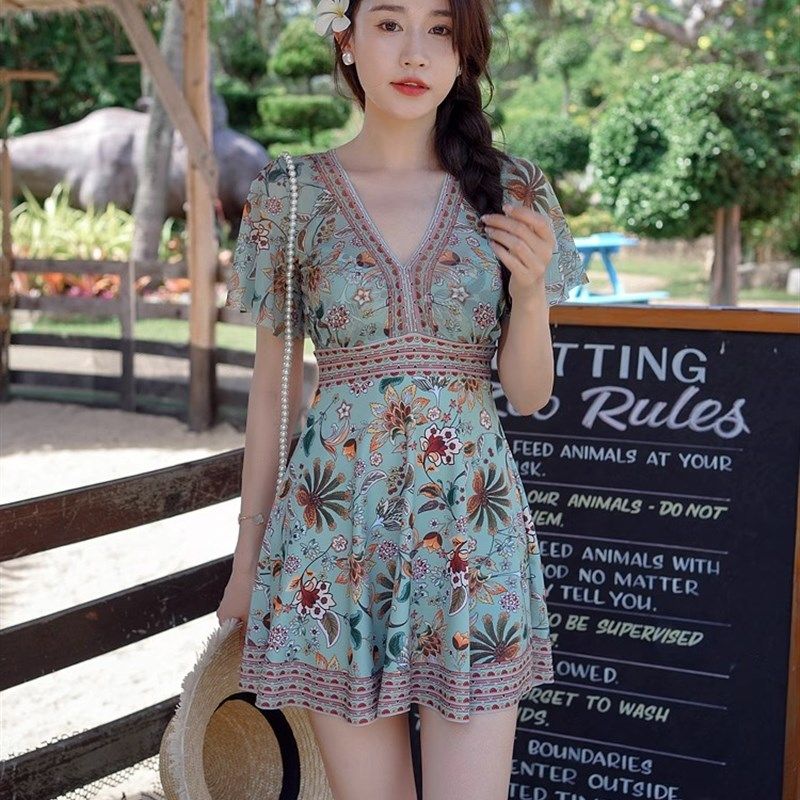 2024新款连体大码游泳衣女遮肚显瘦温泉学生加大胖mm遮肉胖子泳装,运动/瑜伽/健身/球迷用品,连体泳衣,淘宝优惠券,粉丝福利购,淘宝优惠卷