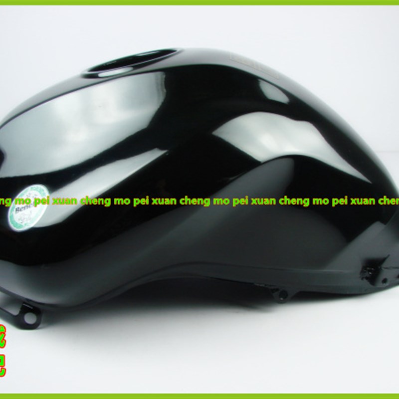 蓝宝龙BJ30i0GS汽油箱 油箱体组件新改款5孔油箱盖