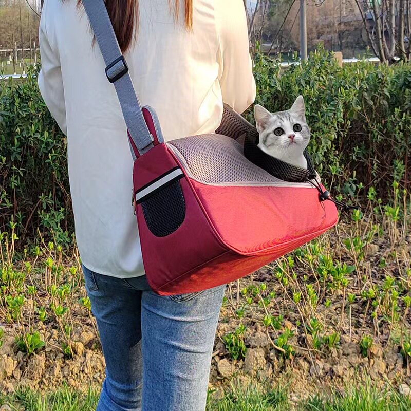 猫包外出便携宠物猫咪狗狗v背包斜挎装猫的小型犬帆布包包单肩猫